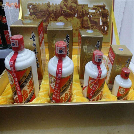 邻水回收整箱茅台多少钱哪里回收(附近上门回收茅台酒）